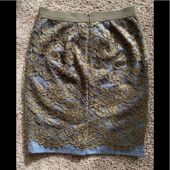 LOFT pencil skirt. Olive green lace - Picture 2 of 6